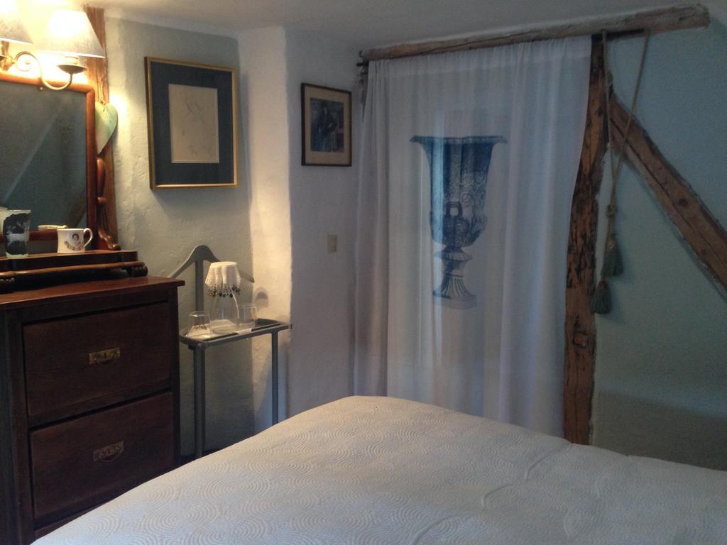 Kerpen  All Seasons Bed & Breakfast الغرفة الصورة